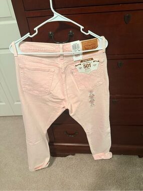 Levi's 501 Skinny Jeans in Pale Pink